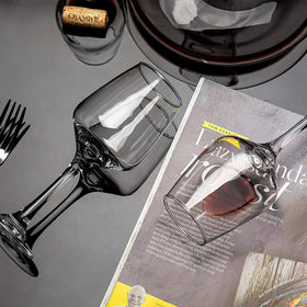 C Crest clear, classic design suits red and white wines beautifully.