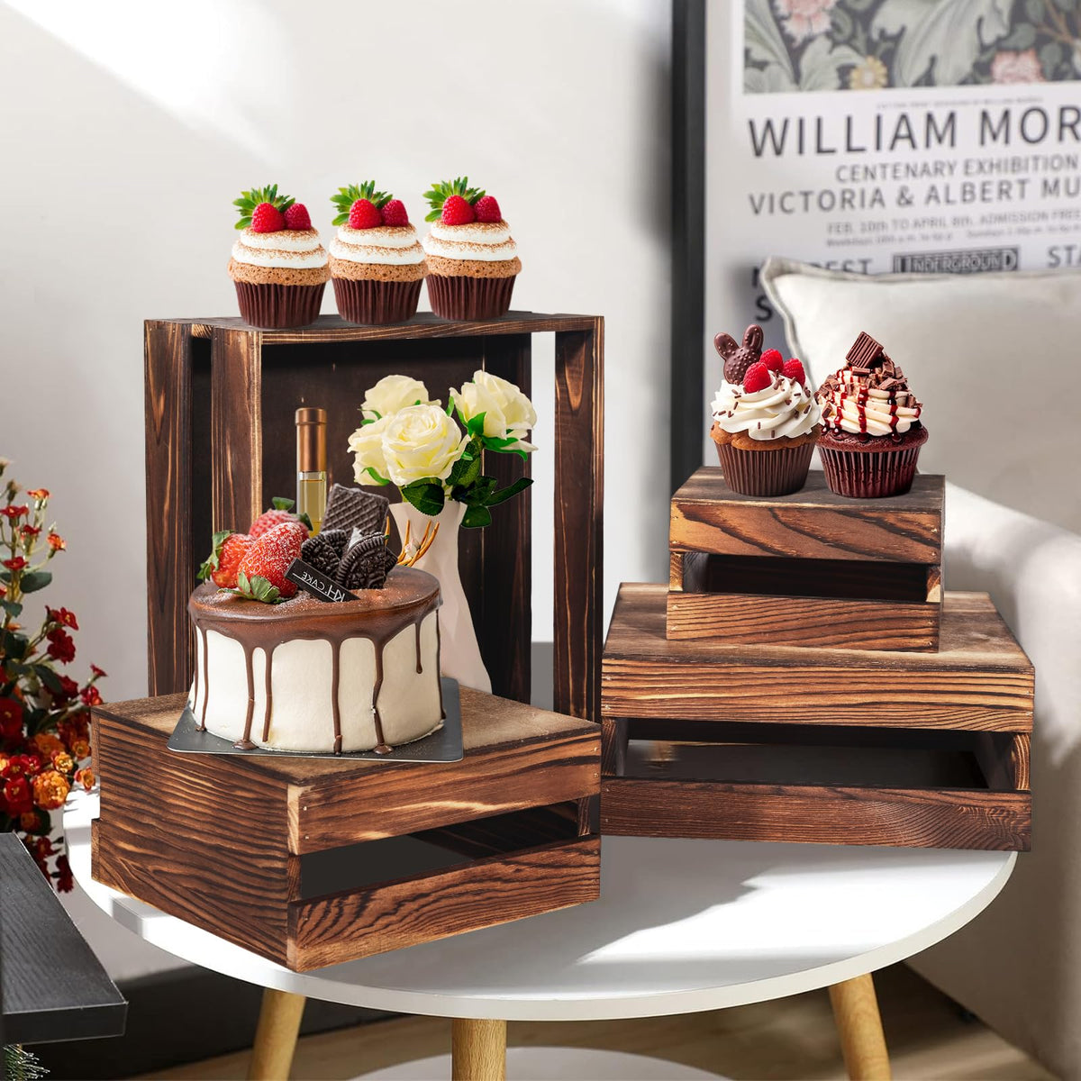 Cecnamt mini signs for desserts label treats with rustic charm.