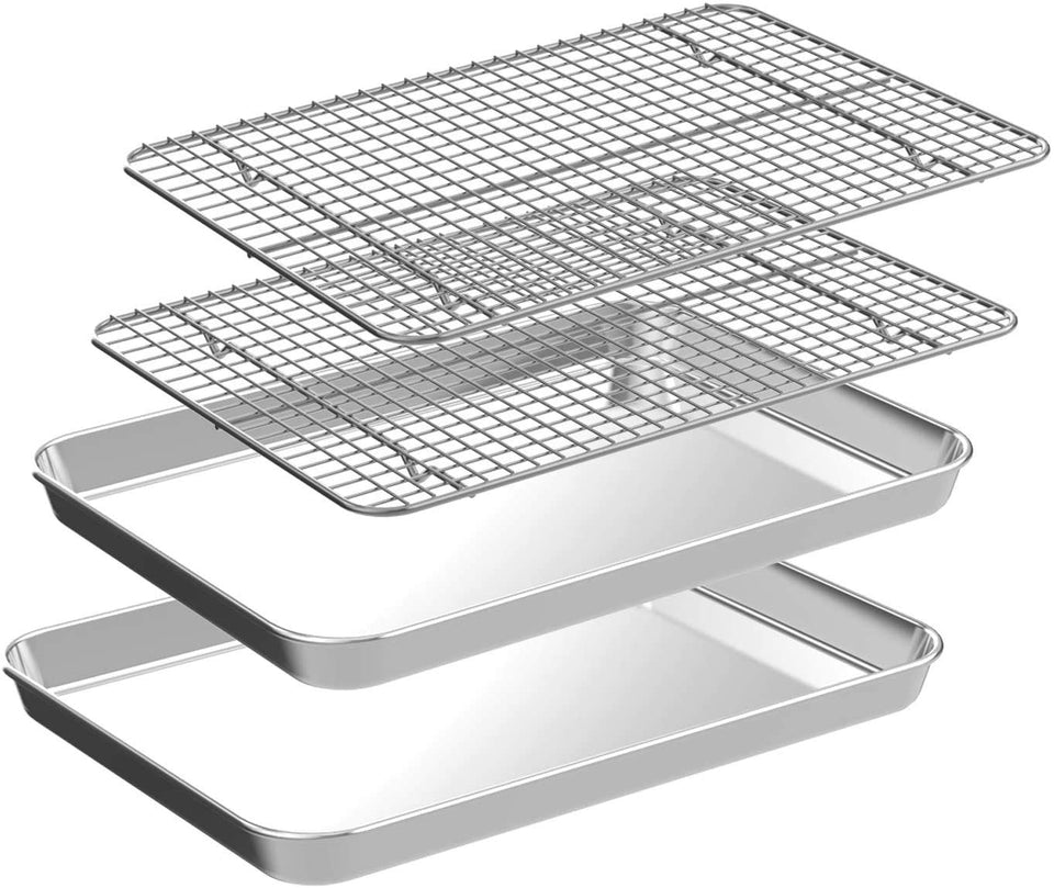 CEKEE jelly roll pan with two baking pans for even baking and easy versatility.