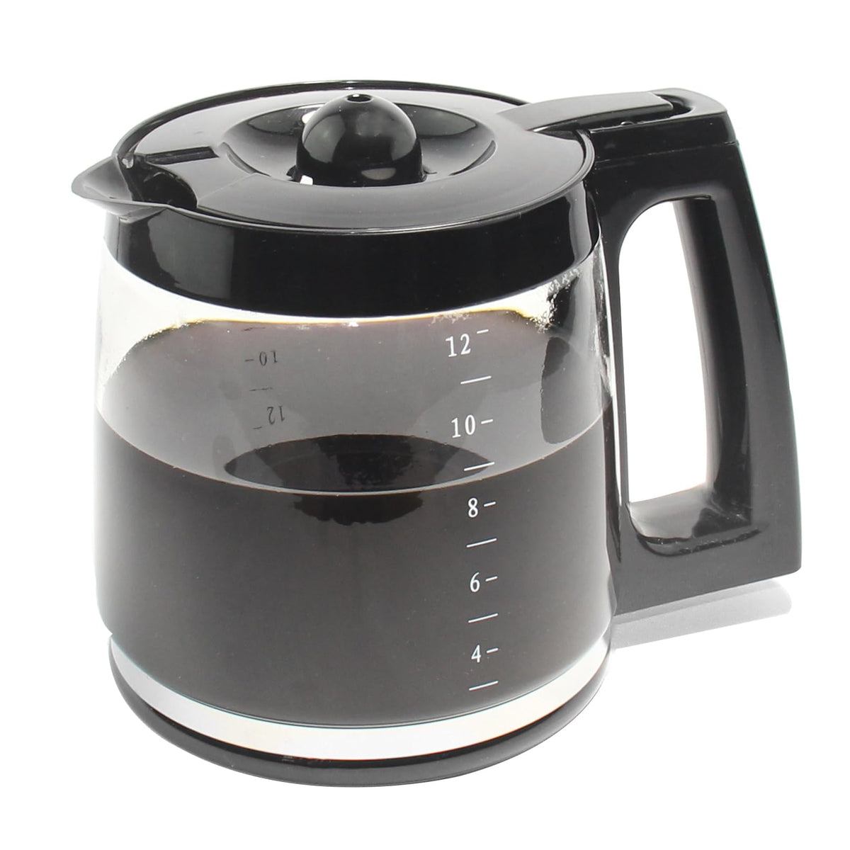 Glass carafe handle detail for easy, controlled pouring.