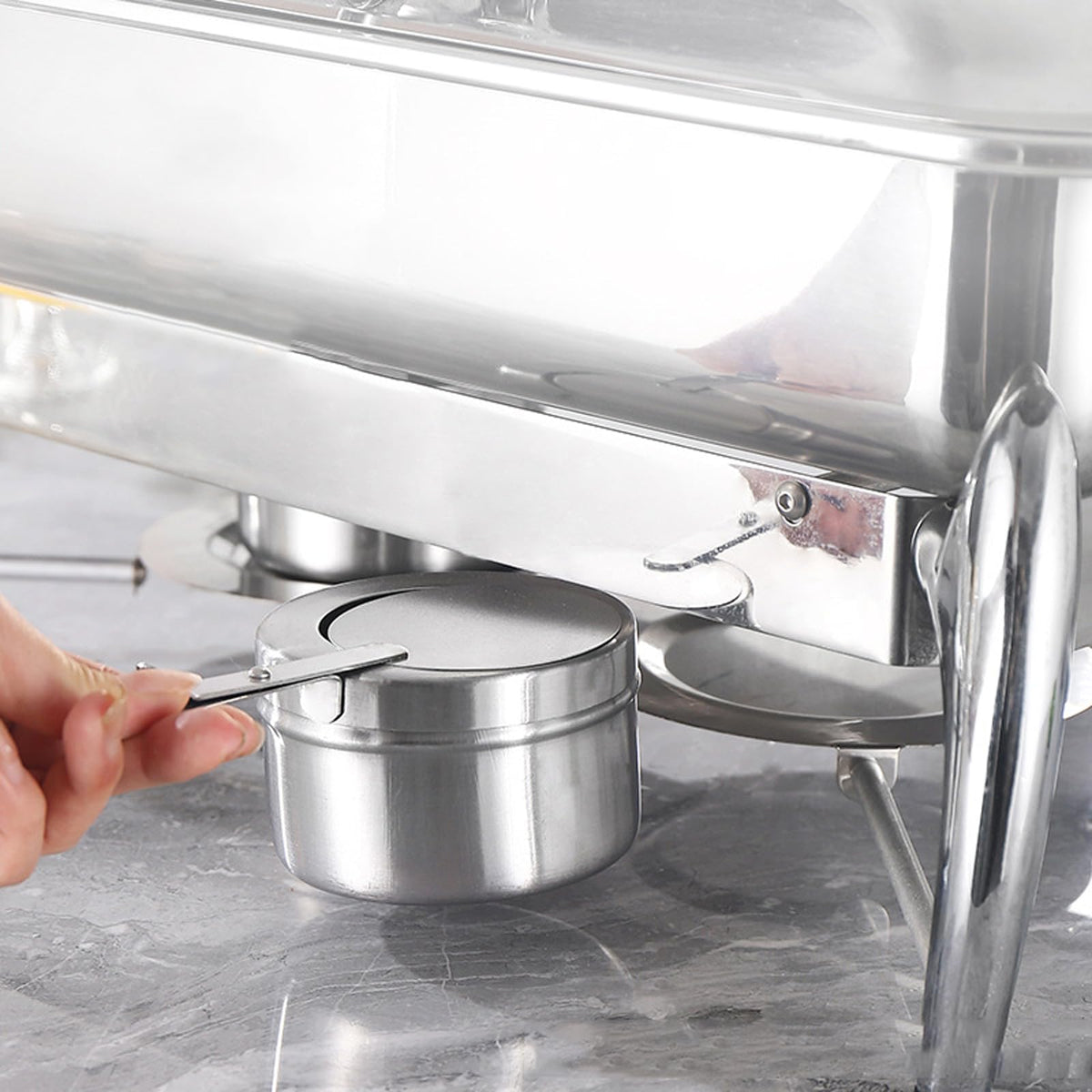Cheardia chafing fuel holder delivers even heat distribution.