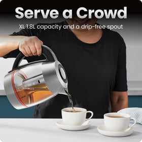 Chefman Lightning kettle with removable lid for easy refilling and cleaning.