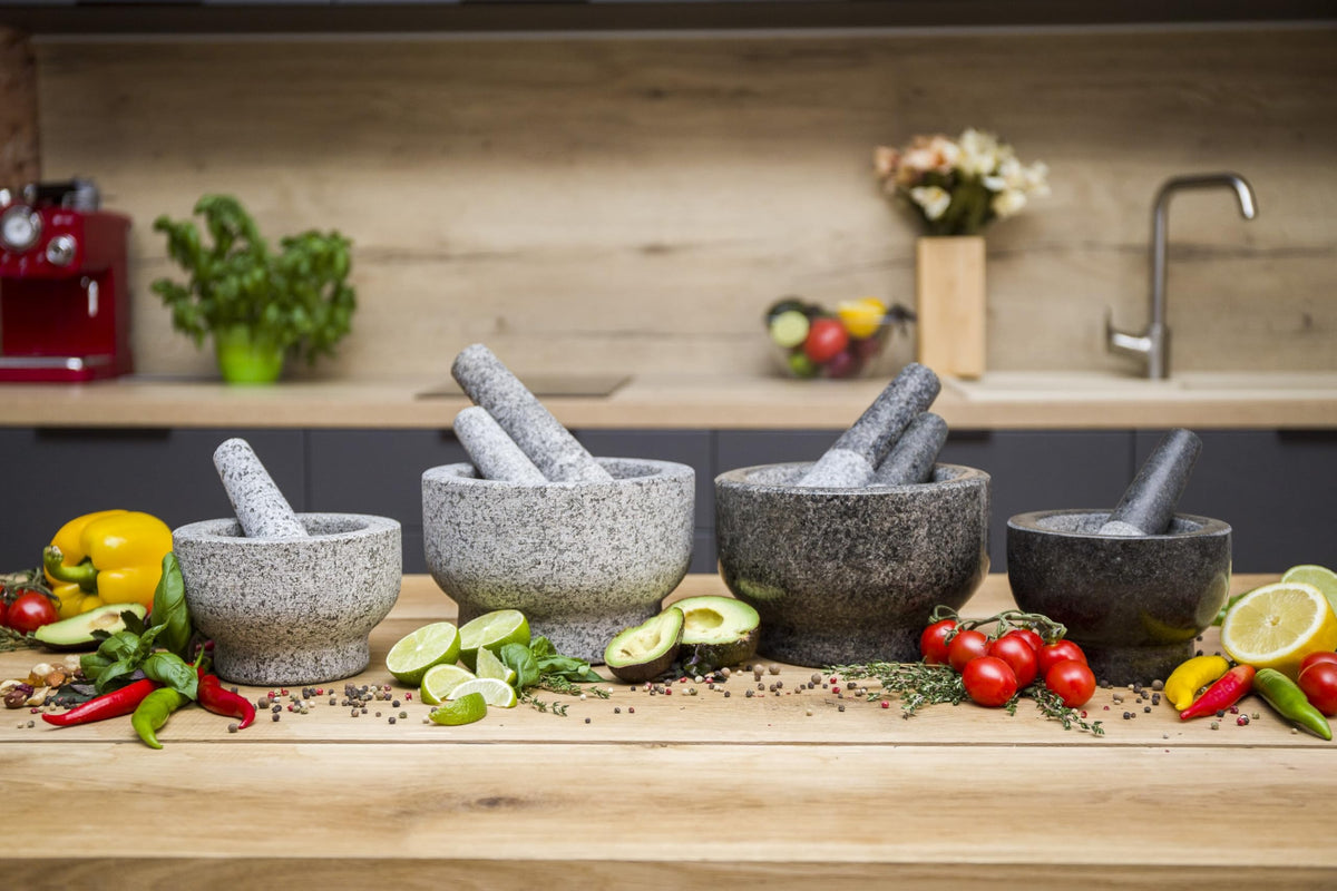 ChefSofi 500ml capacity keeps you prepared for sauces and condiments