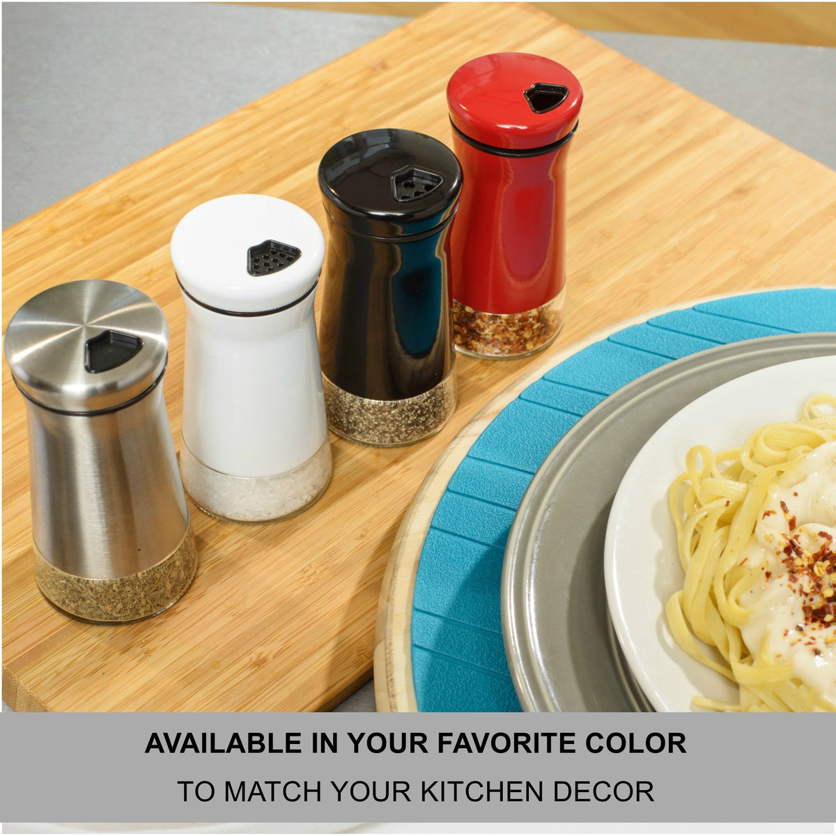 CHEFVANTAGE glass body shaker shows easy cleaning and clear spice visibility.