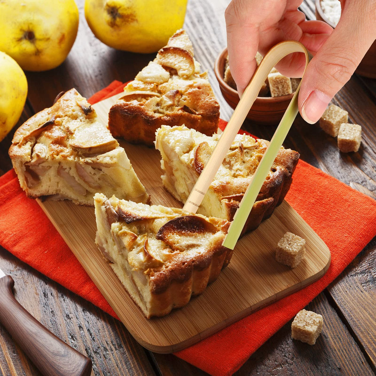 CHENGU tongs serving sandwiches and cookies at parties and weddings.