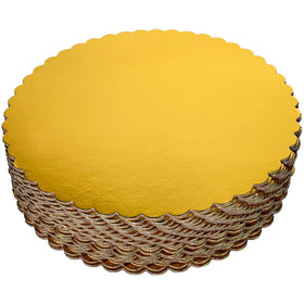 CHERRY event-ready cake board suited for weddings and celebrations.