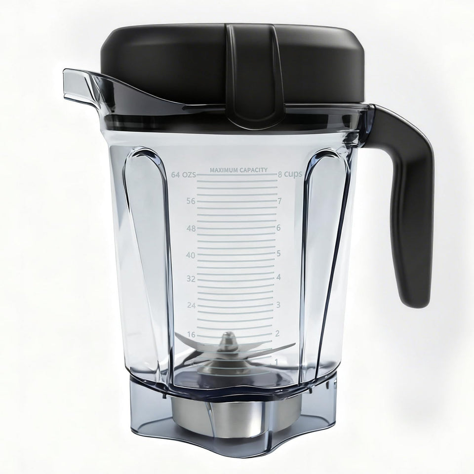 Cheuyeehui 64oz low-profile pitcher compatible with Vitamix in use.