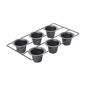 Chicago Metallic 6-cup popover pan exterior showcases sturdy construction for reliable baking.