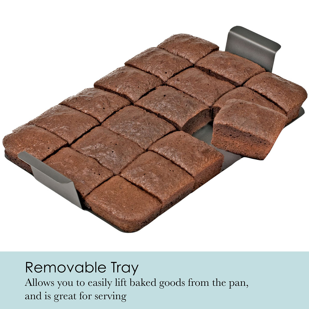 Non-stick coating allows easy release and quick cleanup on the Chicago Metallic pan.