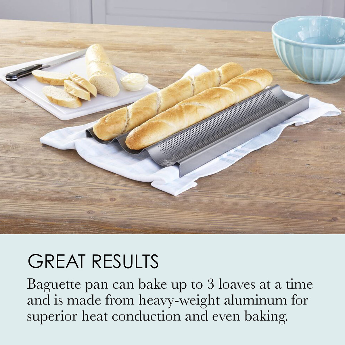Chicago Metallic Commercial II nonstick coating enables easy release of baked bread.