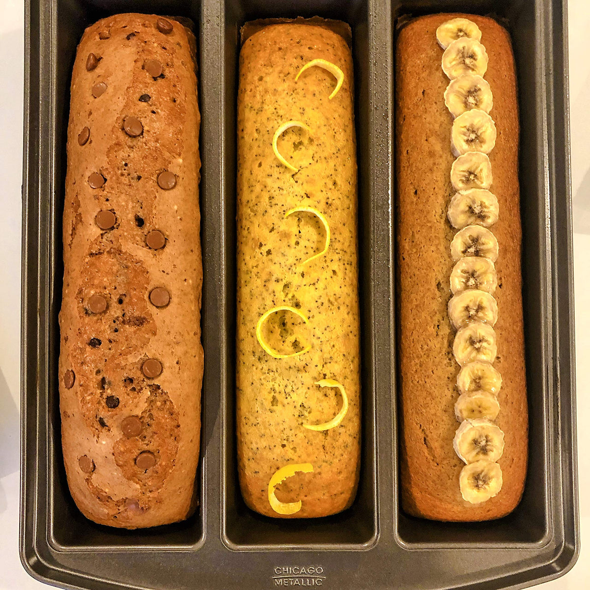 Chicago Metallic Lasagna Trio Pan unboxed in silver finish shows durability.