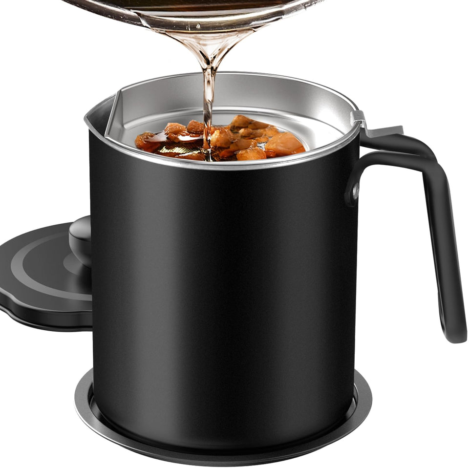 Chihee grease container with dust-proof lid keeping oil clean and fresh.
