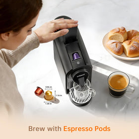 Close-up of the 20-bar Italian pump for strong extraction and crema.
