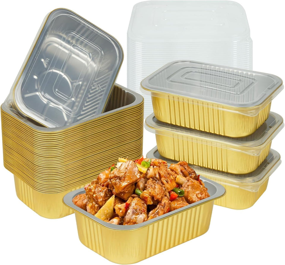 CHUPEI heavy-duty aluminum pan with lid, sturdy bake-and-take container for meals.