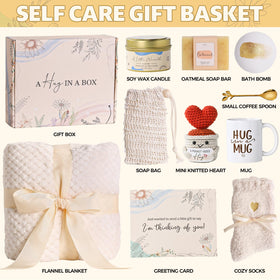 CIAABYS soy wax candle creating a soothing aroma