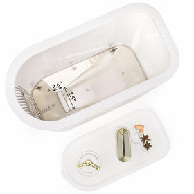 Cididu transparent cylinder design saves counter space and improves visibility.