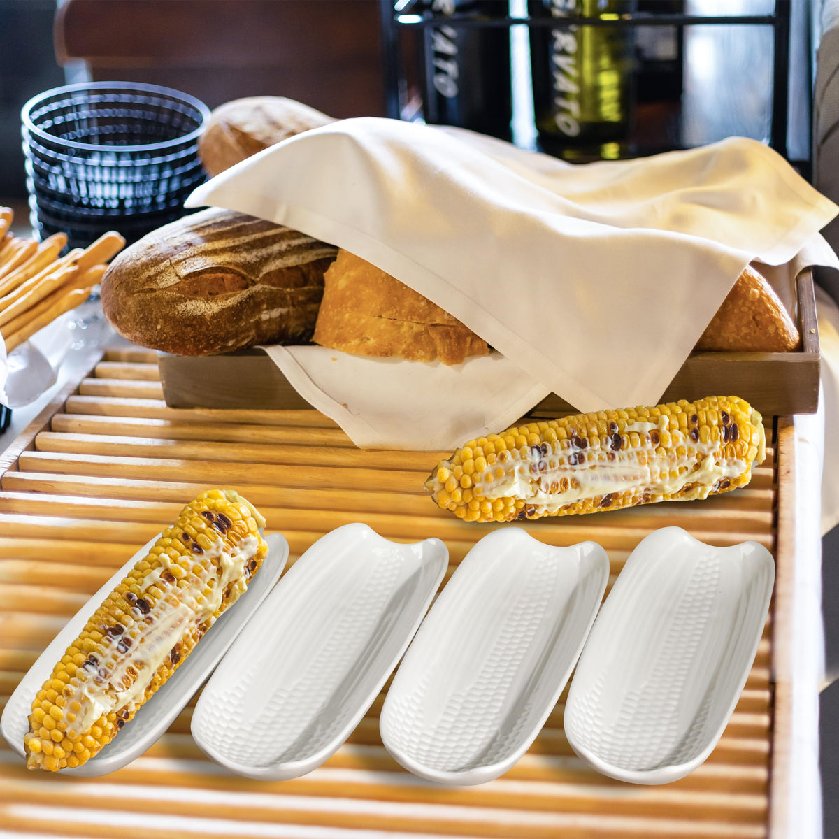 Cinf corn dish with kernel-impressions bottom helps keep cob in place.