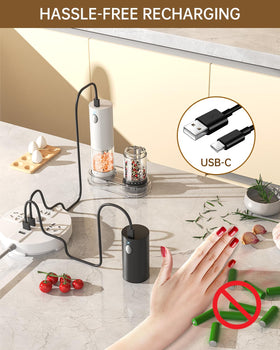 Circle Joy ceramic grinding core preserves flavors for fresh seasoning.