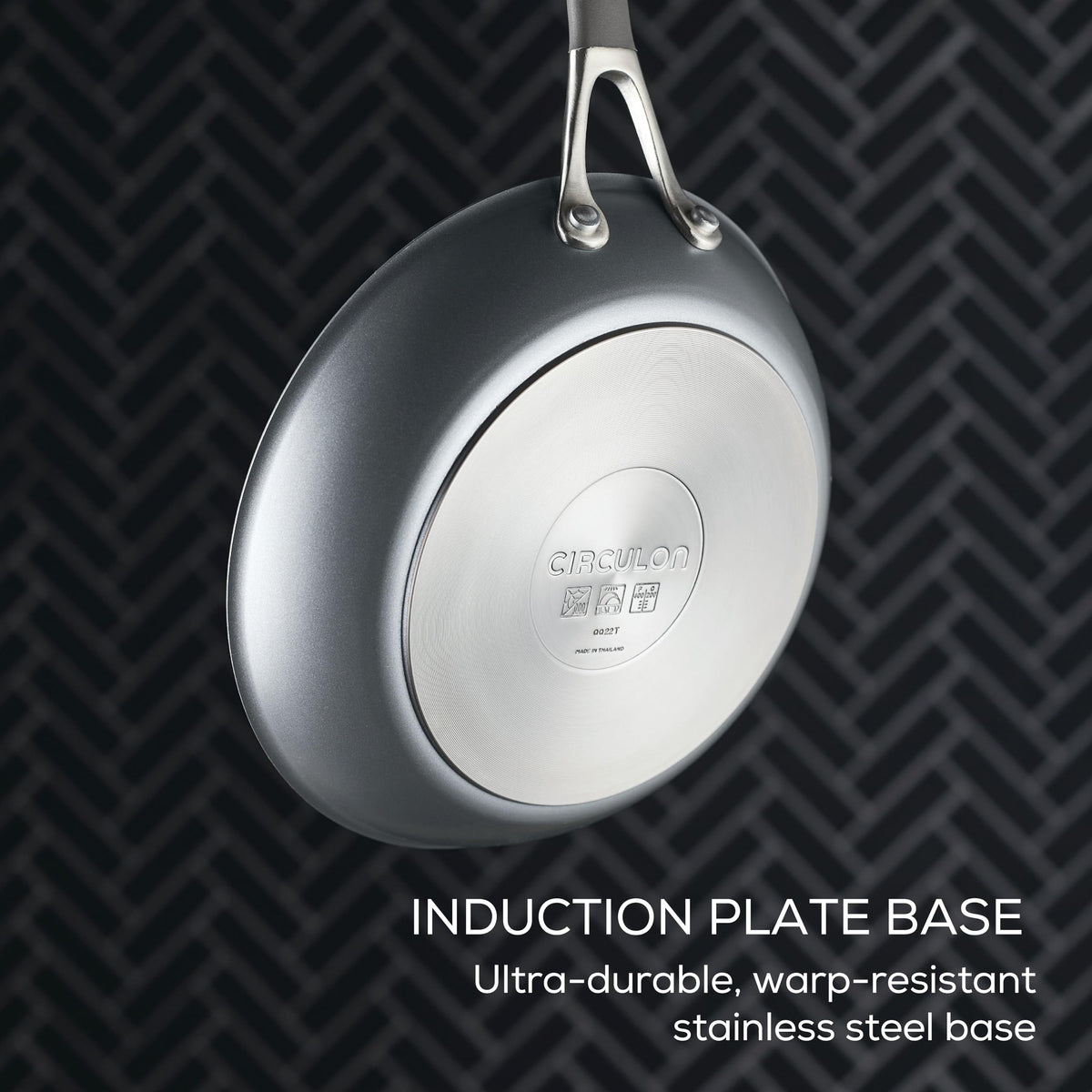 Interior nonstick surface of Circulon A1 ScratchDefense skillet