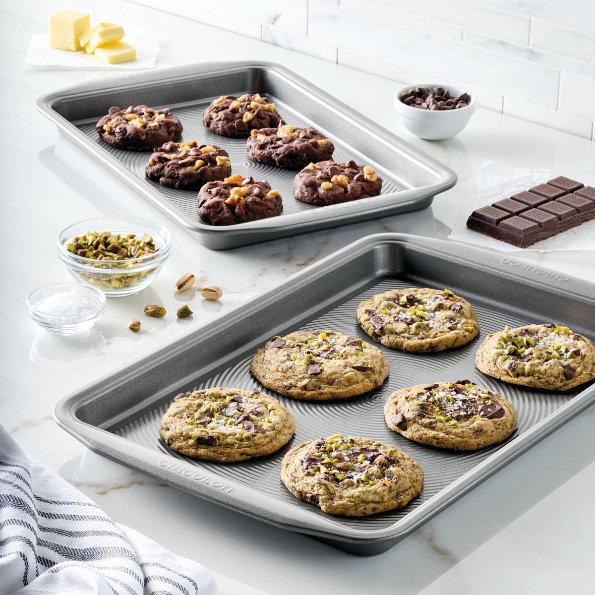 Circulon cookie sheet 10x15 delivers even heating for uniform browning.