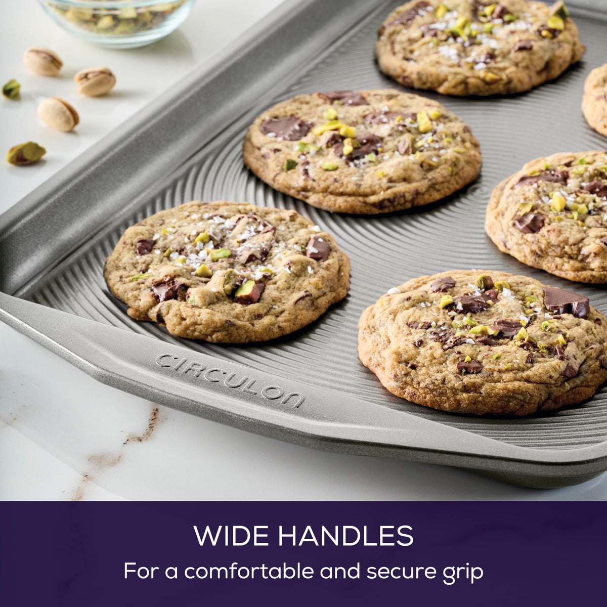 Circulon raised-circle nonstick coating supports durable, easy-release baking.