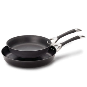 Circulon Symmetry 10-inch frying pan with smooth release for quick weeknight meals.