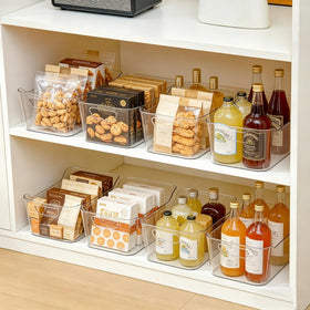 CiWiVOKi BPA-free bins keep snacks and spices safe and visible