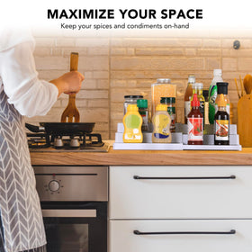CiWiVOKi multipurpose spice rack used for bottles and cans.