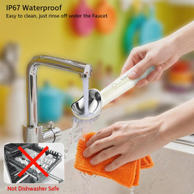 Cloukily IP67 waterproof scoop cleans easily under running water after use.