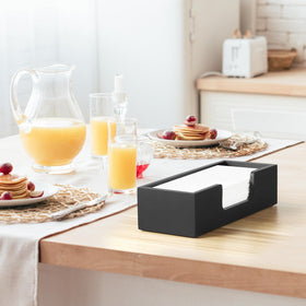 CMLKLZD black finish adds modern look while staying practical.
