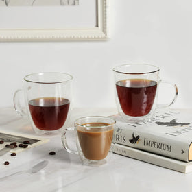 CNGLASS dishwasher- and microwave-safe mug for easy cleaning and reheating.