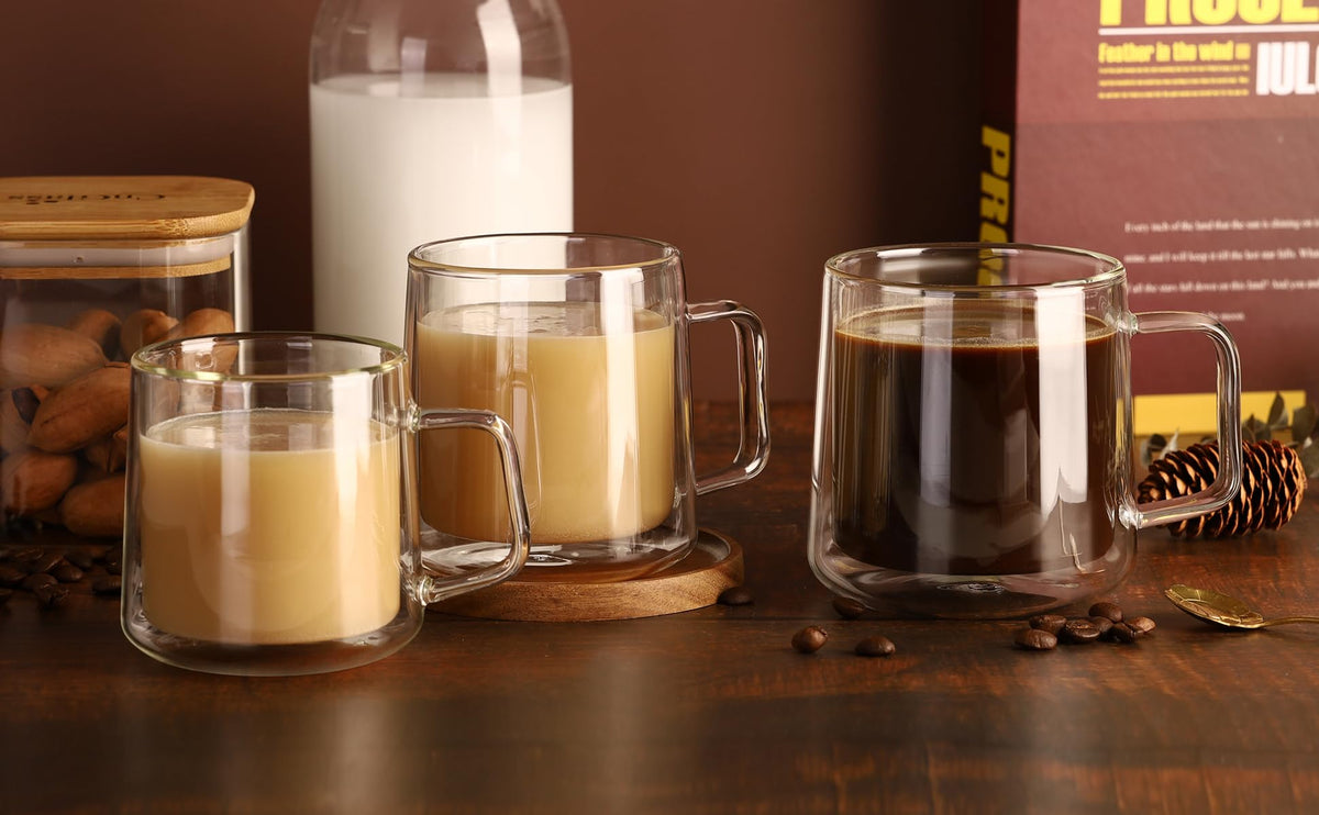Two CNGLASS mugs displayed together for shared use.