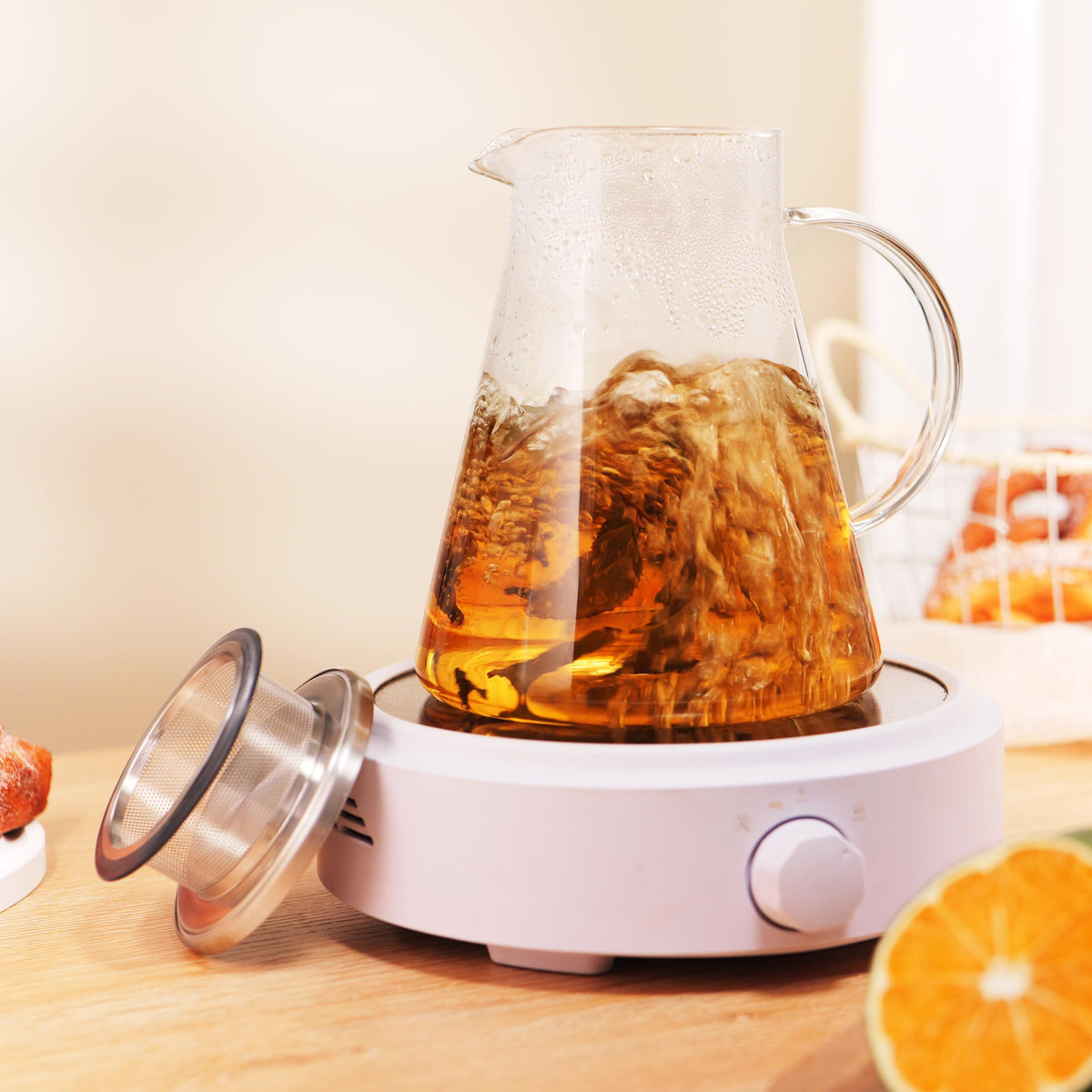 CNGLASS teapot with integrated filter lid for clean pours