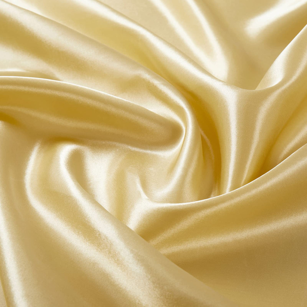 Cobedzy easy-care tablecloths: cold wash, quick refresh for busy hosts.