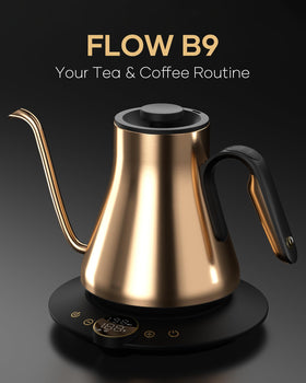 Cocinare Gustav Gold gooseneck kettle digital display shows exact temperature.