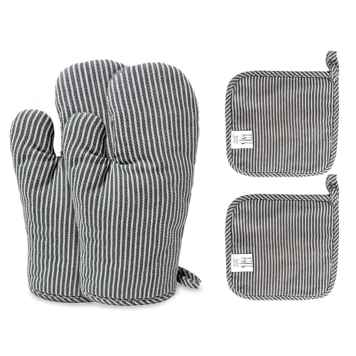 CoekMoed oven mitts pair with non-slip grip for secure handling.