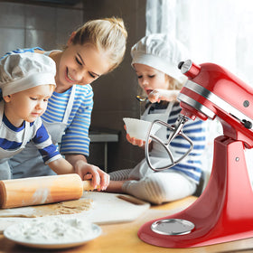 Cofun central curve beater helps incorporate cold butter evenly.