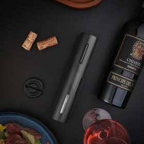 COKUNST wine opening at party saves time and effort.