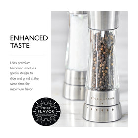 Cole & Mason Derwent salt grinder with three grind levels for controlled flavor.