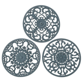 Colinda extra-thick silicone trivet set with three designs keeps hot dishes off surfaces
