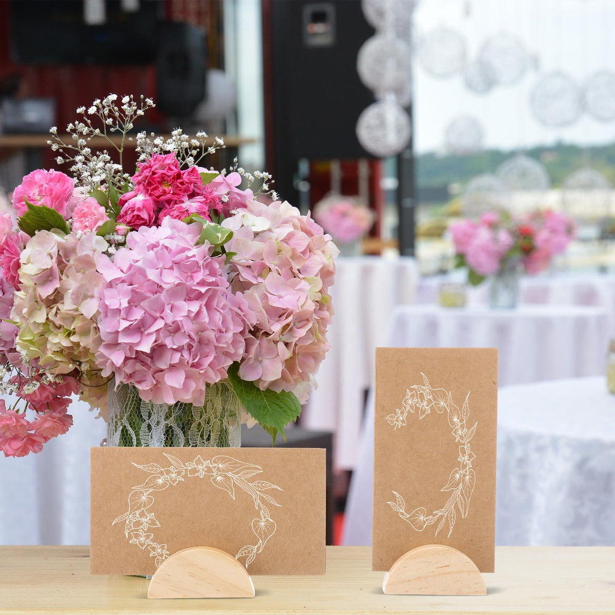 Colingmill table setup featuring cards and stands ready for banquet
