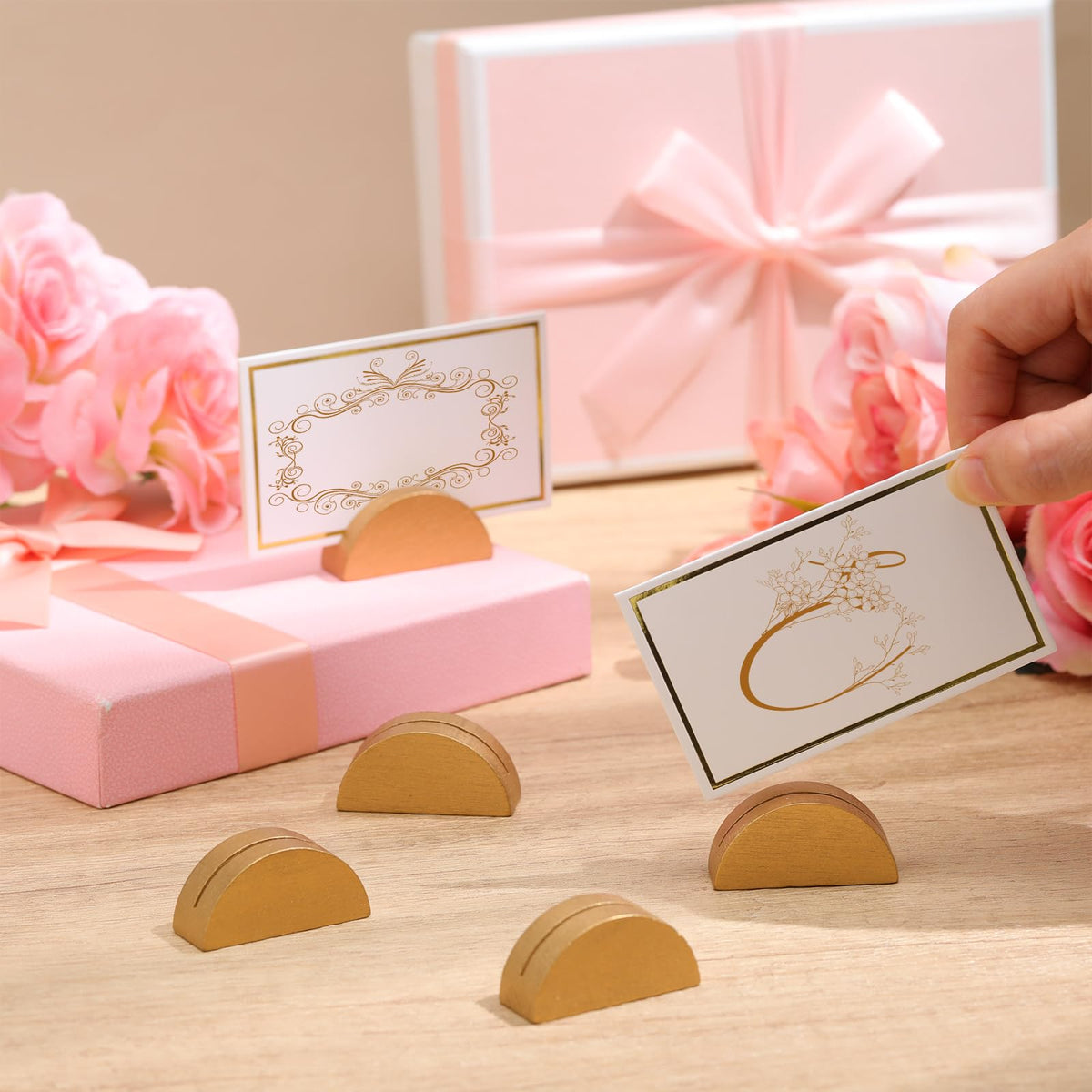 Colingmill tented card gold close-up with clear printing