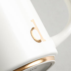 COLLECTIVE HOME ideal for office and home use during coffee breaks.
