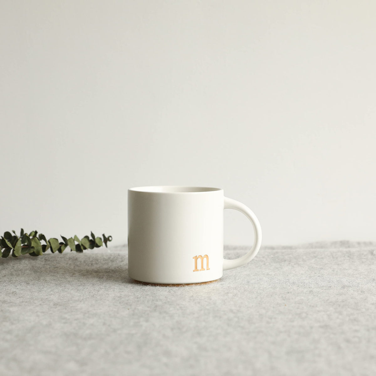 COLLECTIVE HOME kitchen setting mug on a stylish display