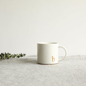 COLLECTIVE HOME mug gold-plated design adds sophistication