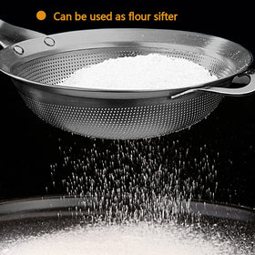 Collfa dishwasher-safe finish enables simple cleaning after cooking and filtering.