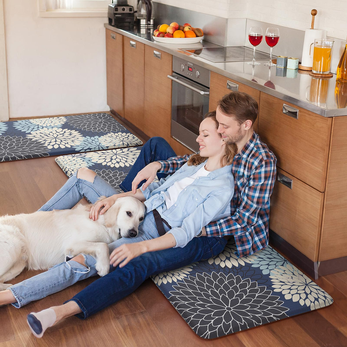 Collive mat protects floors in high-traffic rooms with comfort.