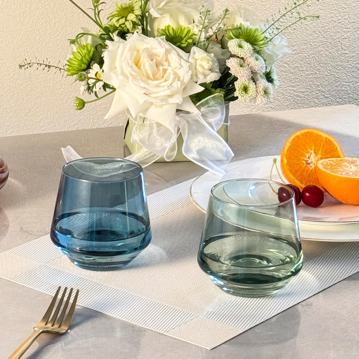 Colorsavant diamond-shape stemless glass adds modern flair to home dining.