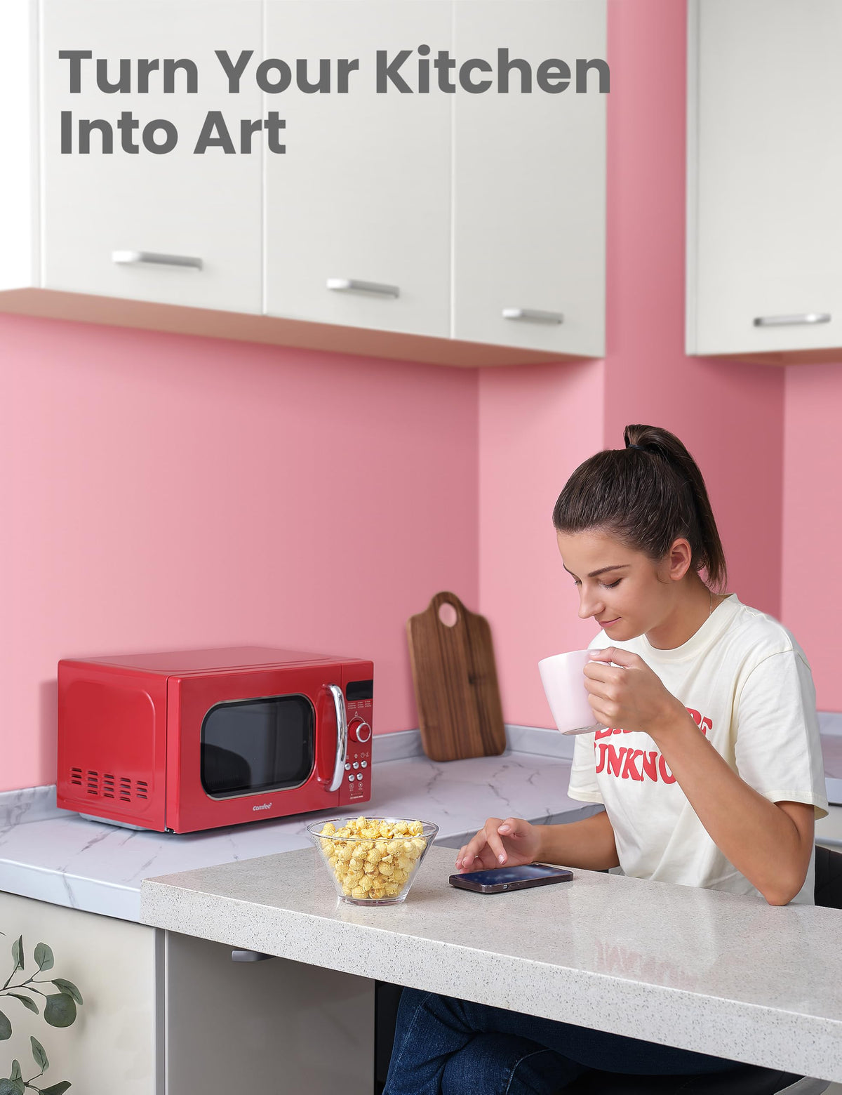 COMFEE' retro small microwave mute function provides silent late-night operation