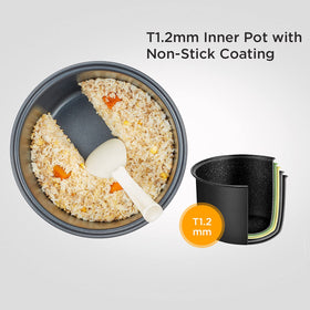 COMFEE' inner pot non-stick surface for easy cleaning and release.